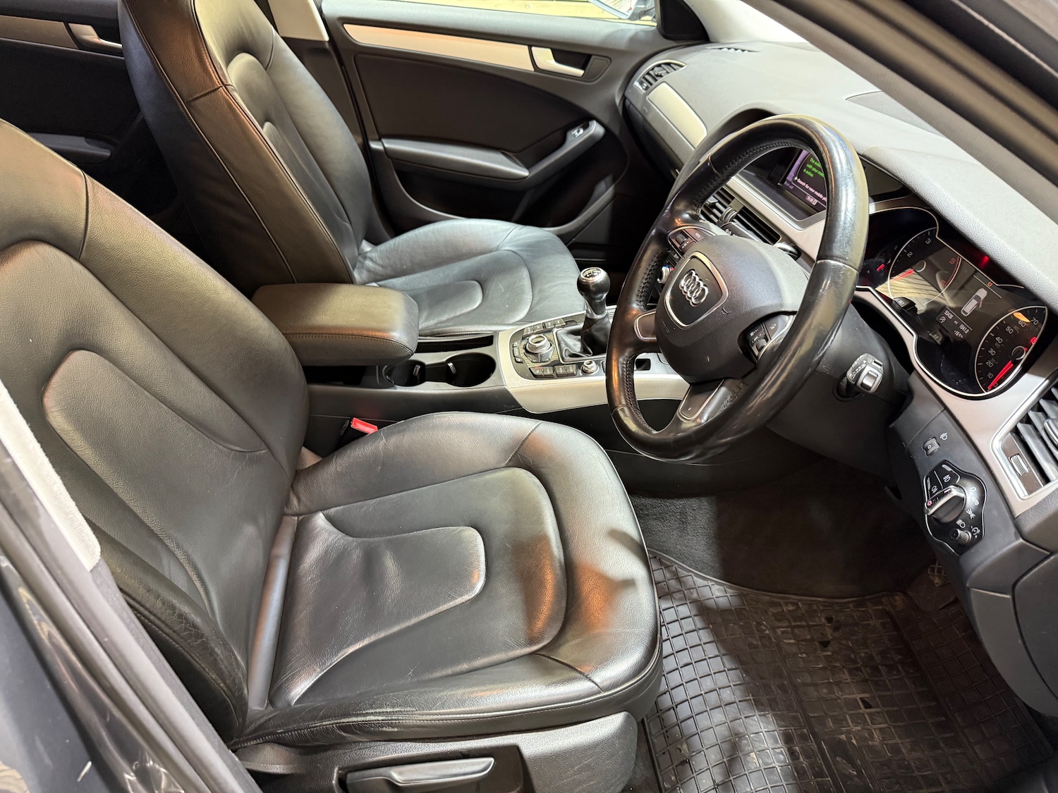 Used Audi A4 2012 for sale - 77641772: Photo 21