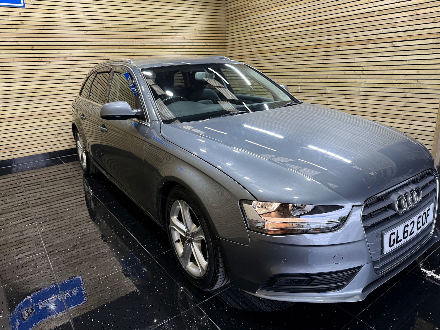 Used Audi A4 2012 for sale - 77641772: Photo 6