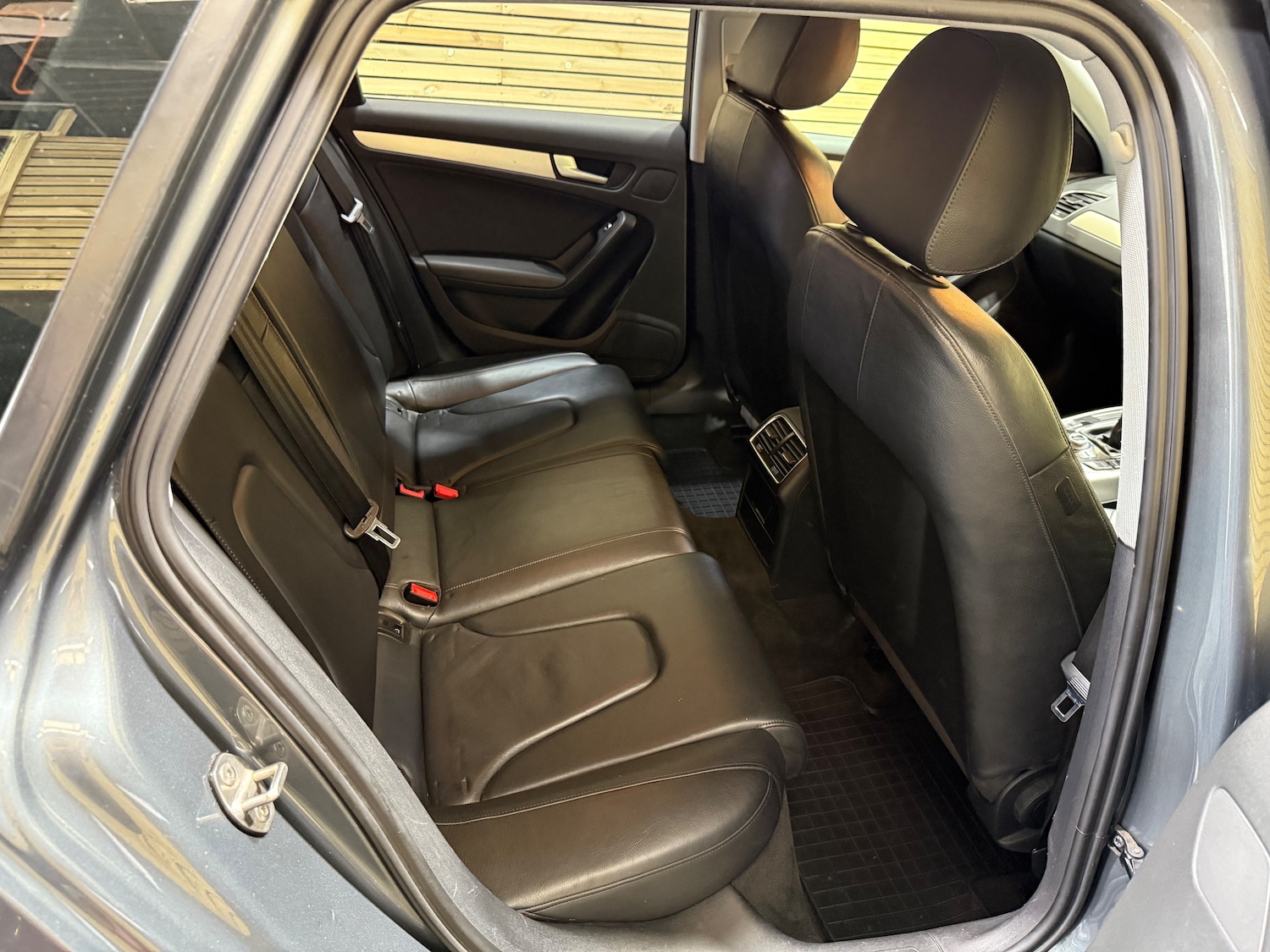 Used Audi A4 2012 for sale - 77641772: Photo 9