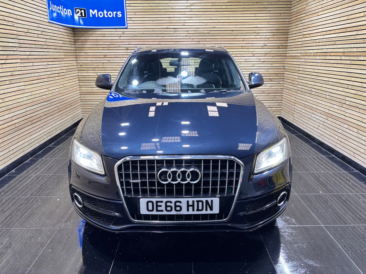 Used Audi Q5 2016 for sale - 76298097: Photo 2