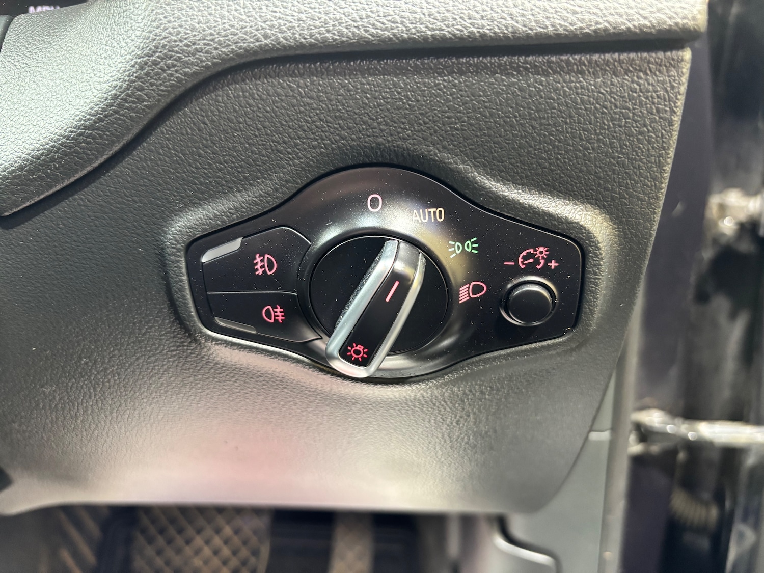 Used Audi Q5 2016 for sale - 76298097: Photo 21