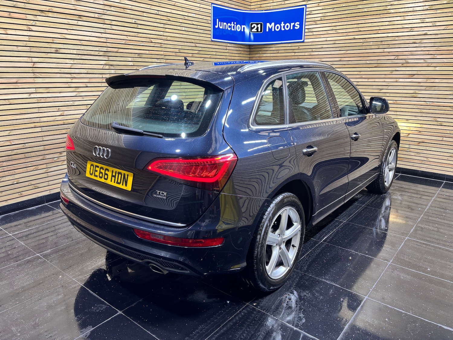 Used Audi Q5 2016 for sale - 76298097: Photo 6