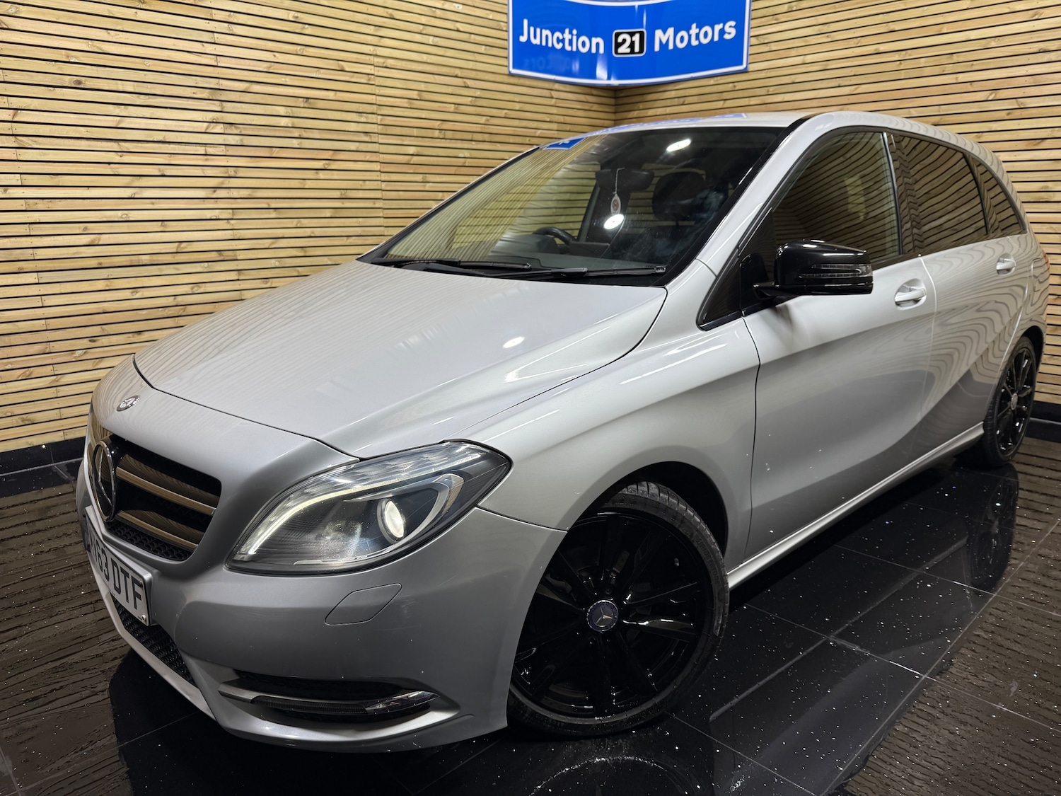 Used Mercedes-Benz B-Class 2013 for sale - 76097341: Photo 1