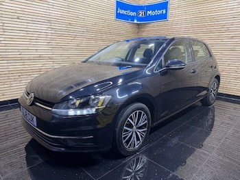 Used Volkswagen Golf 2018 for sale - 78836114: Photo