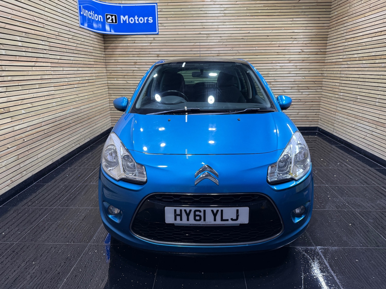 Used Citroen C3 2011 for sale - 76919067: Photo 2