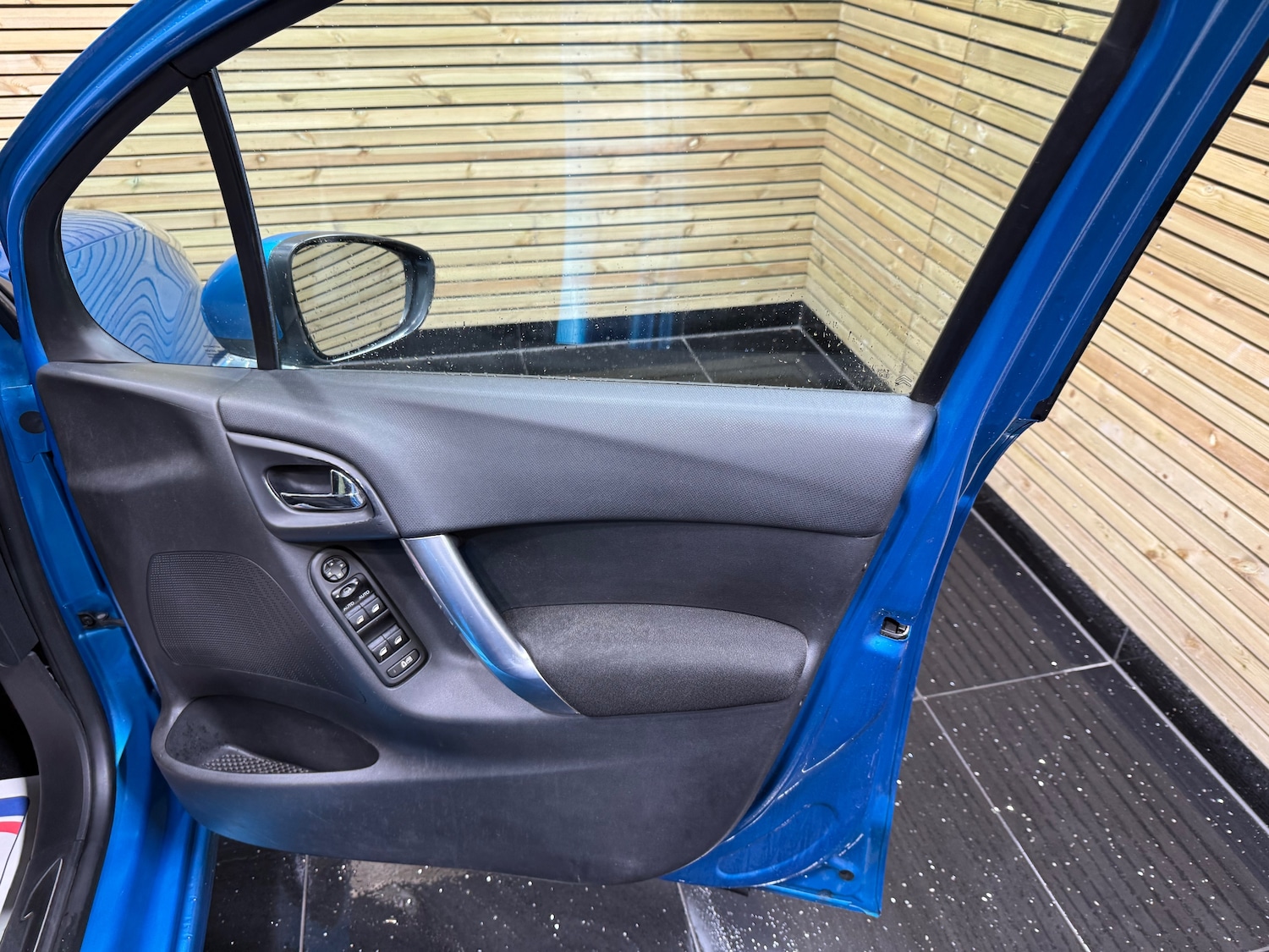 Used Citroen C3 2011 for sale - 76919067: Photo 24