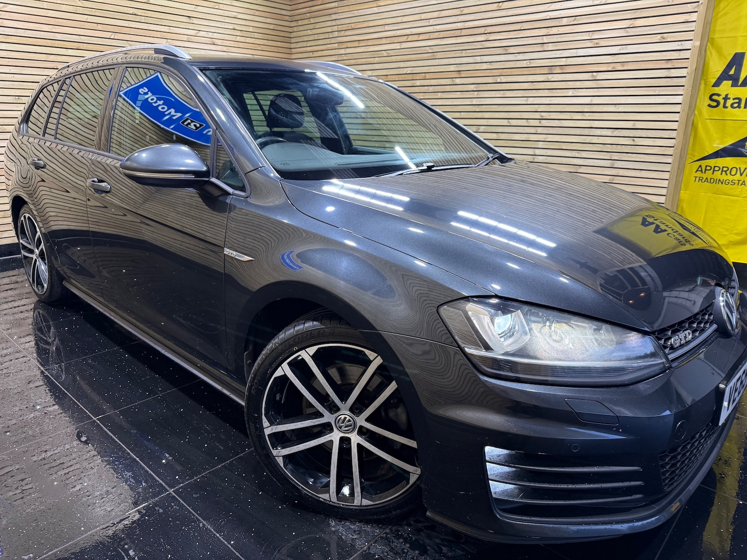 Used Volkswagen Golf 2015 for sale - 76386898: Photo 19