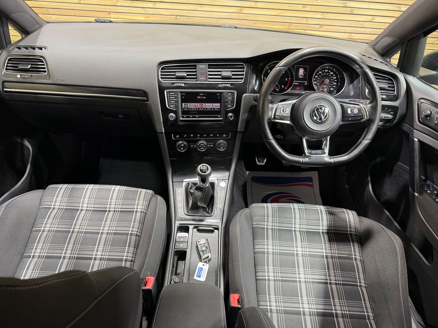 Used Volkswagen Golf 2015 for sale - 76386898: Photo 22