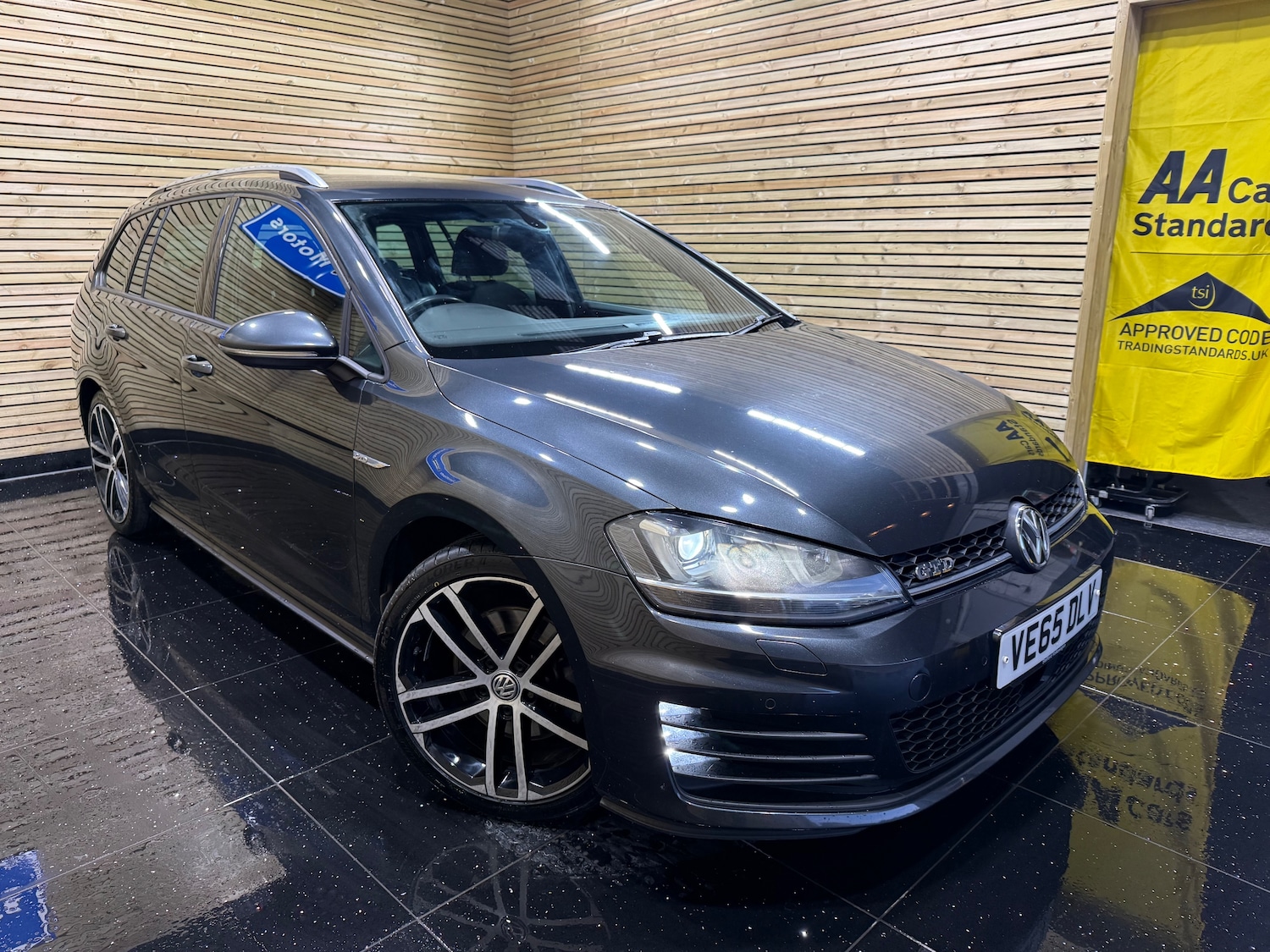 Used Volkswagen Golf 2015 for sale - 76386898: Photo 4