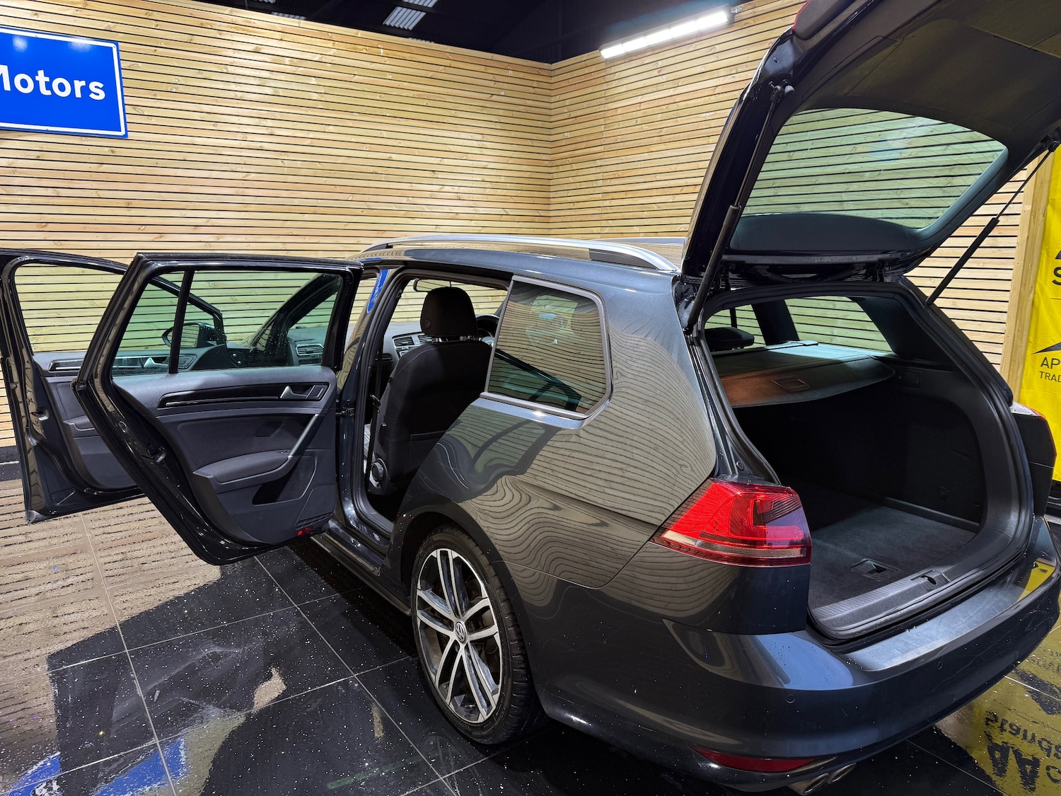 Used Volkswagen Golf 2015 for sale - 76386898: Photo 40