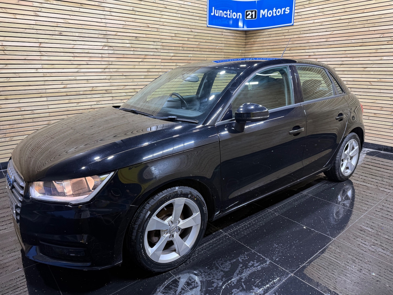 Used Audi A1 2017 for sale - 76892343: Photo 18