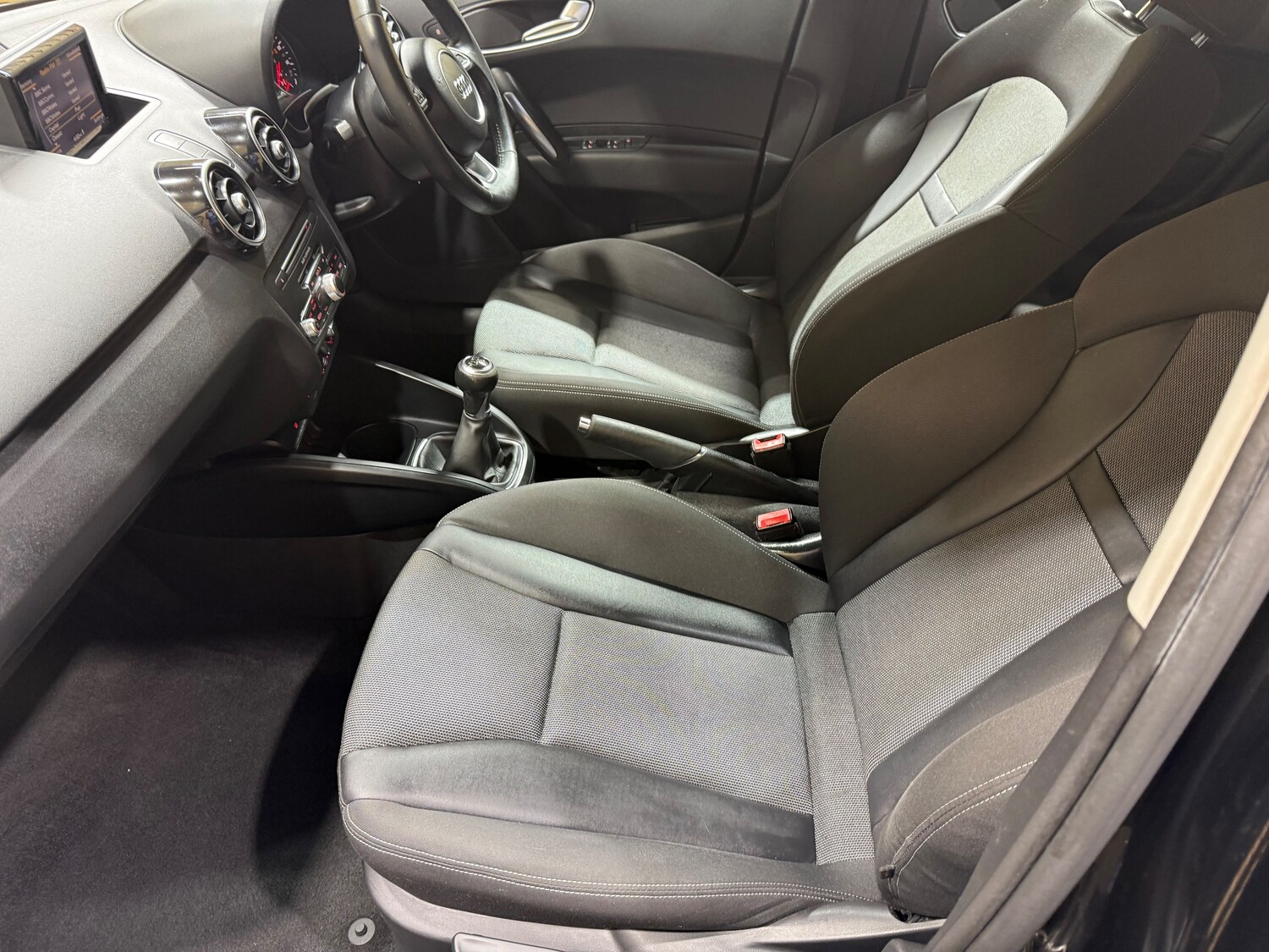 Used Audi A1 2017 for sale - 76892343: Photo 30