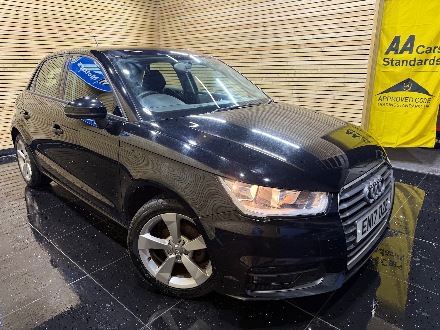 Used Audi A1 2017 for sale - 76892343: Photo 4