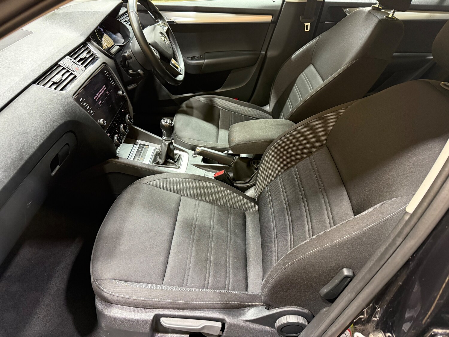 Used Skoda Octavia 2018 for sale - 76525864: Photo 35