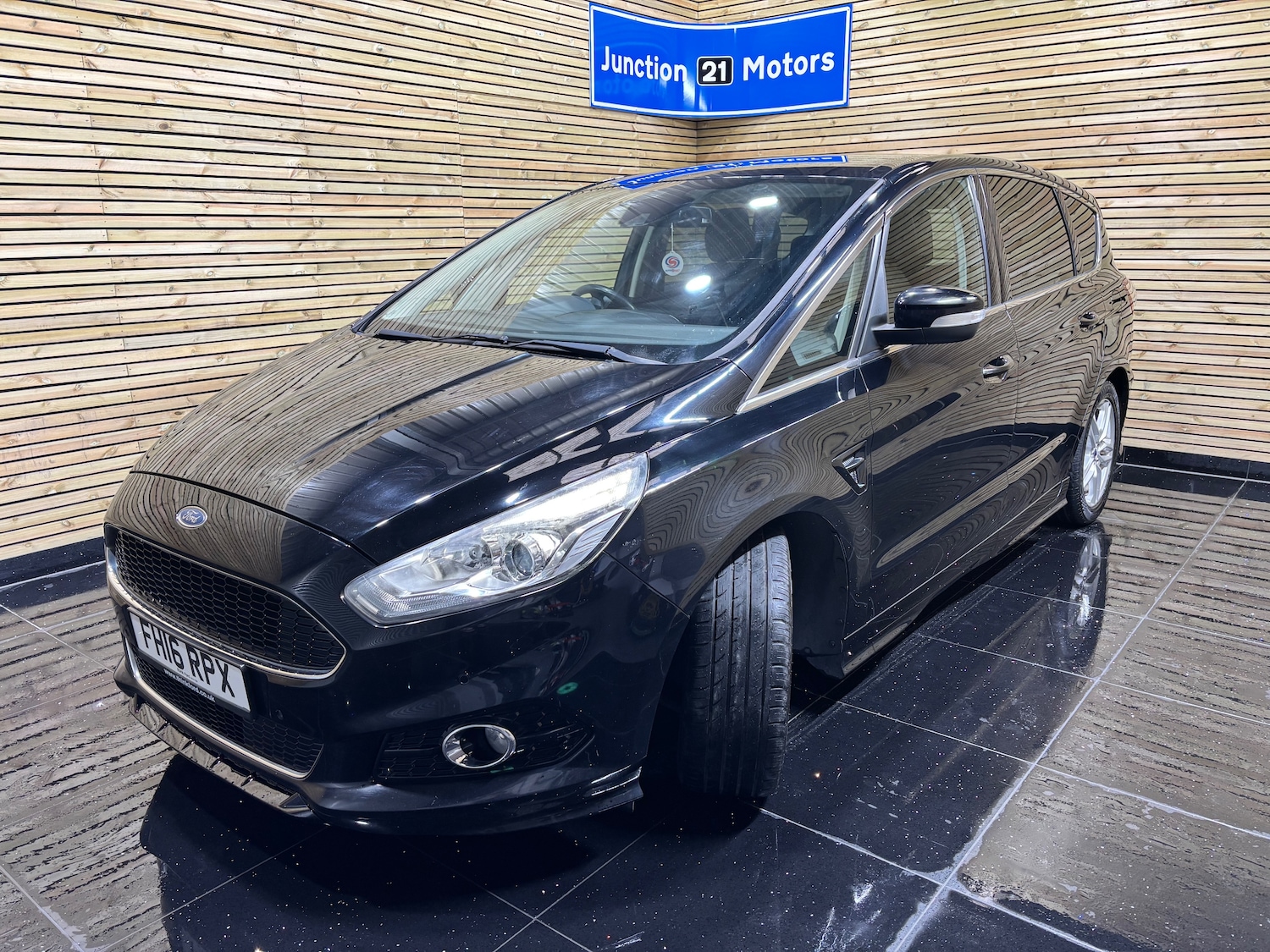 Used Ford S-Max 2016 for sale - 76010679: Photo 14