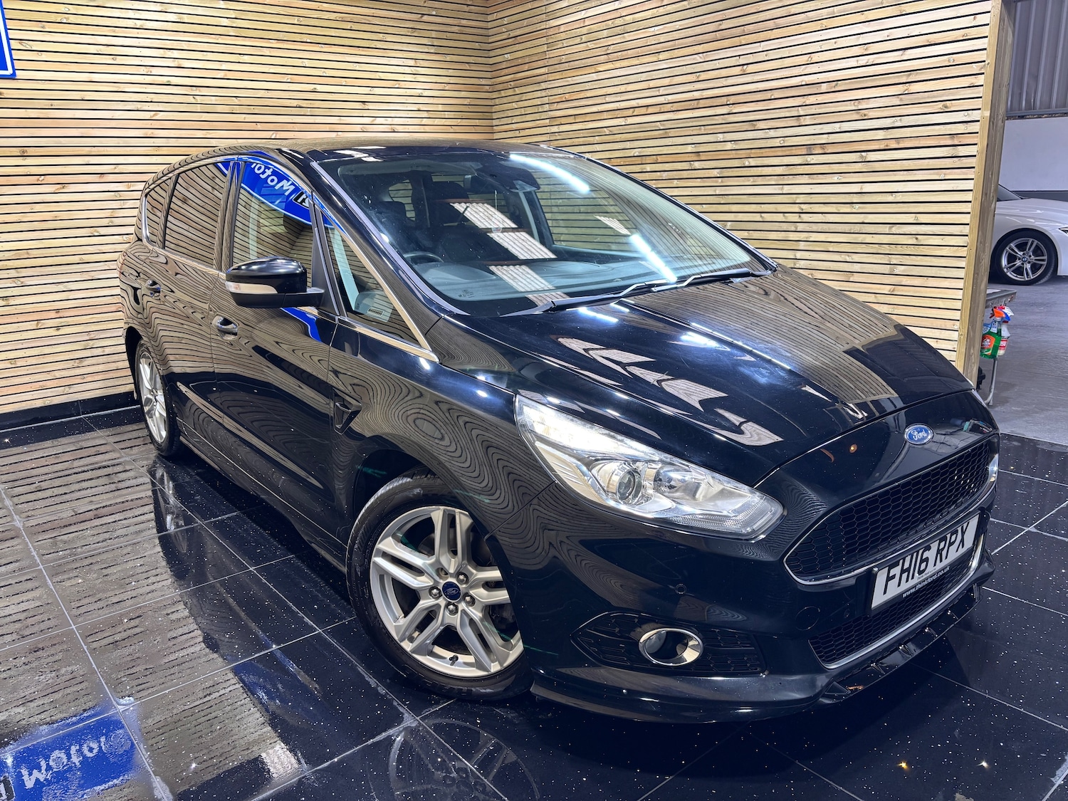 Used Ford S-Max 2016 for sale - 76010679: Photo 24