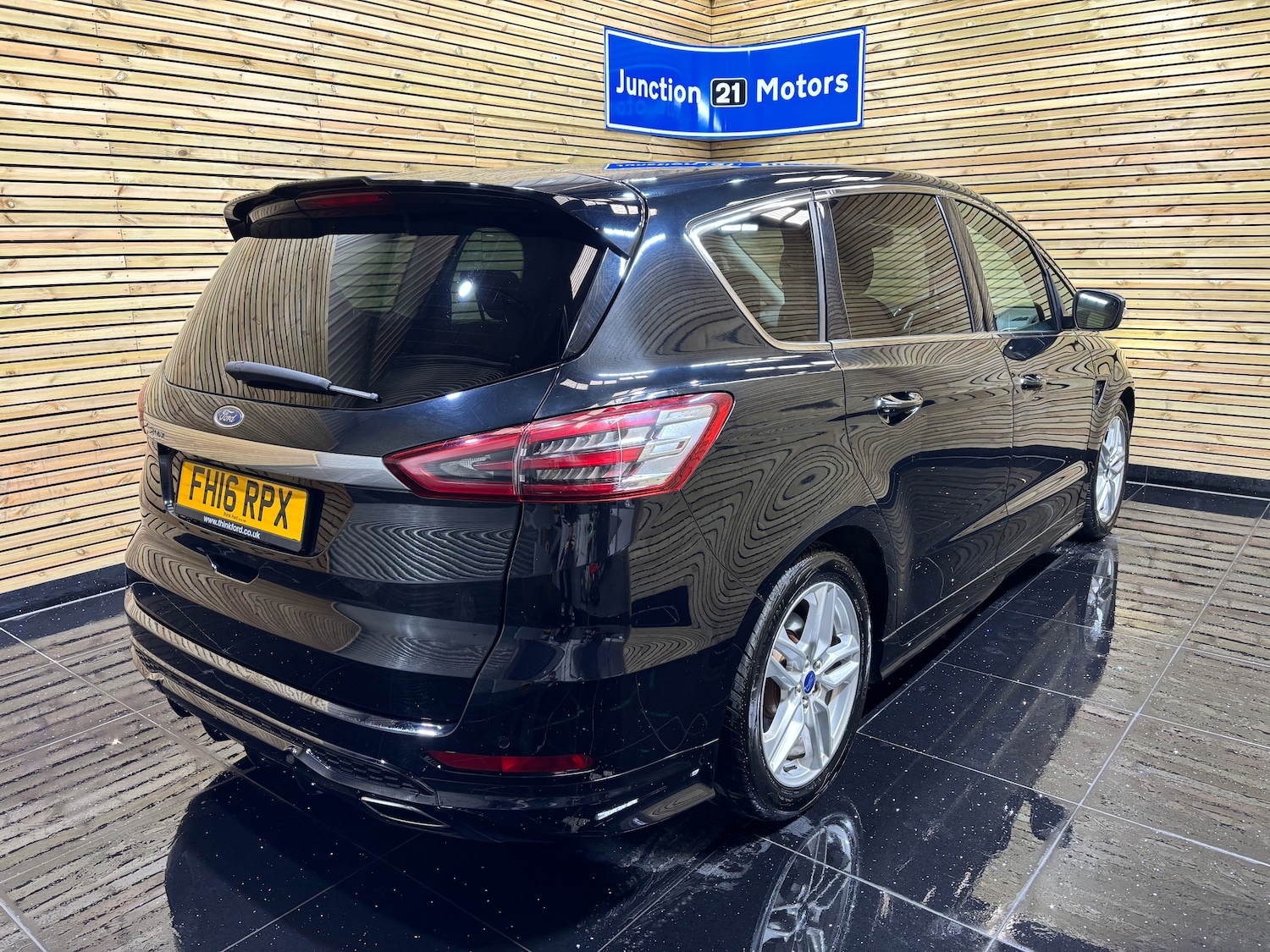 Used Ford S-Max 2016 for sale - 76010679: Photo 6