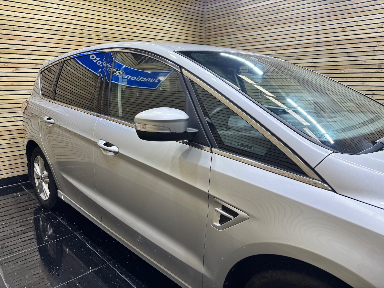 Used Ford S-Max 2017 for sale - 76074864: Photo 26