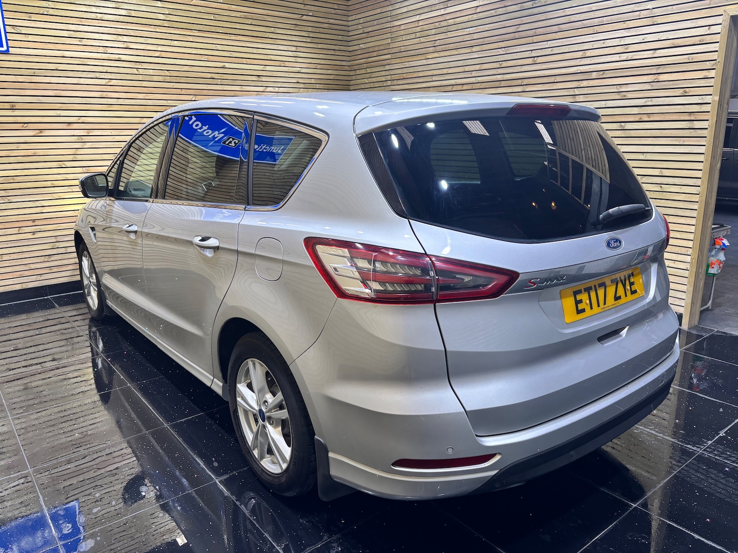 Used Ford S-Max 2017 for sale - 76074864: Photo 5
