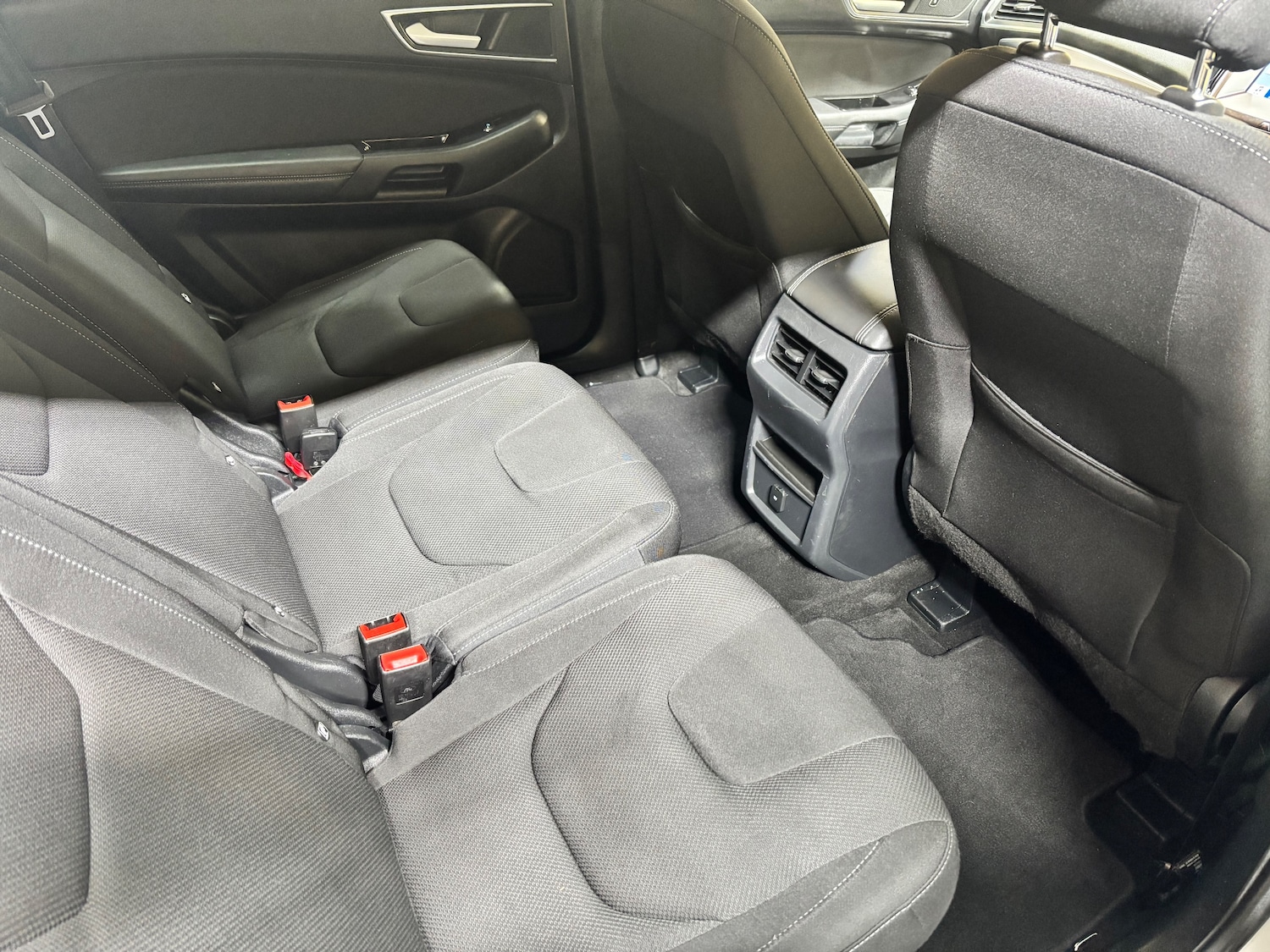 Used Ford S-Max 2017 for sale - 76074864: Photo 9