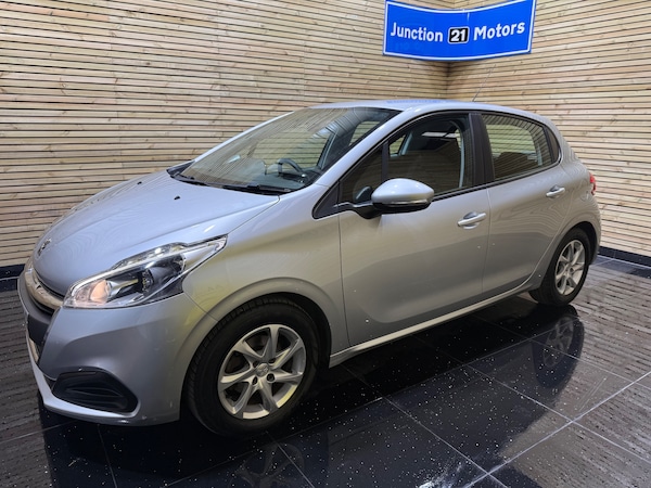 Used Peugeot 208 2017 for sale - 76311758: Photo 15