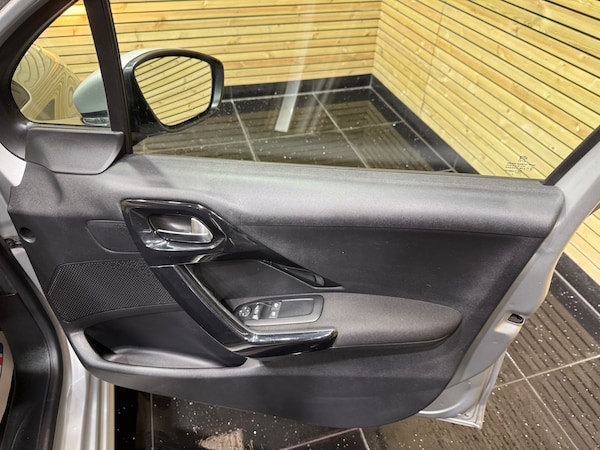 Used Peugeot 208 2017 for sale - 76311758: Photo 23