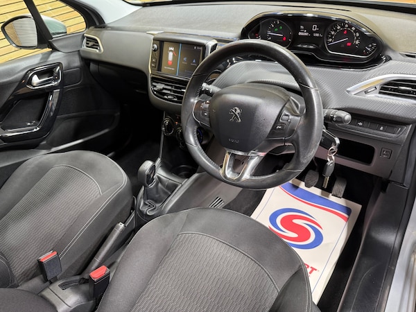 Used Peugeot 208 2017 for sale - 76311758: Photo 26