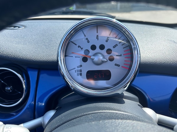 Used MINI Convertible 2006 for sale - 75724203: Photo 10