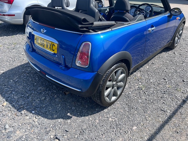 Used MINI Convertible 2006 for sale - 75724203: Photo 13