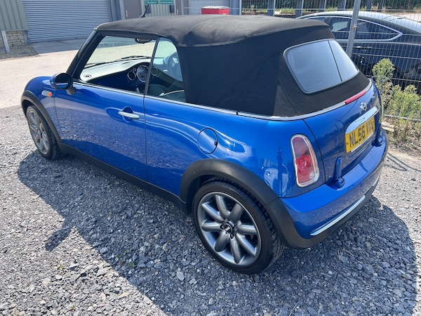 Used MINI Convertible 2006 for sale - 75724203: Photo 5