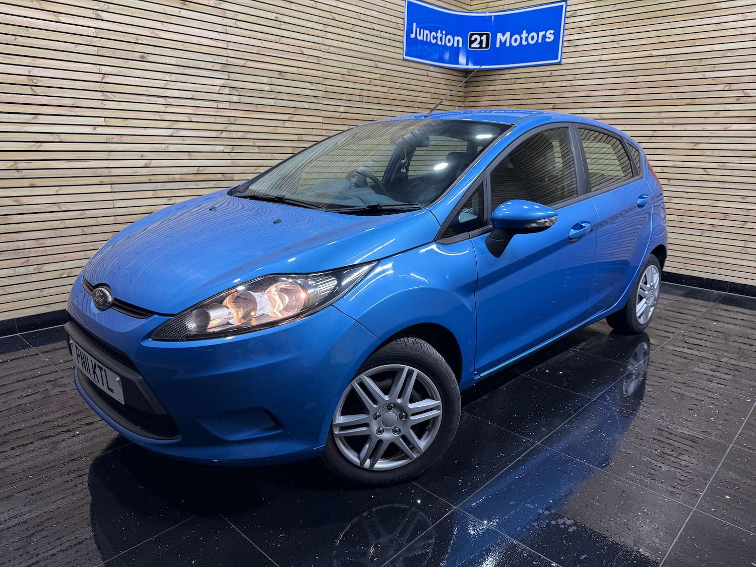 Used Ford Fiesta 2011 for sale - 76863086: Photo 1