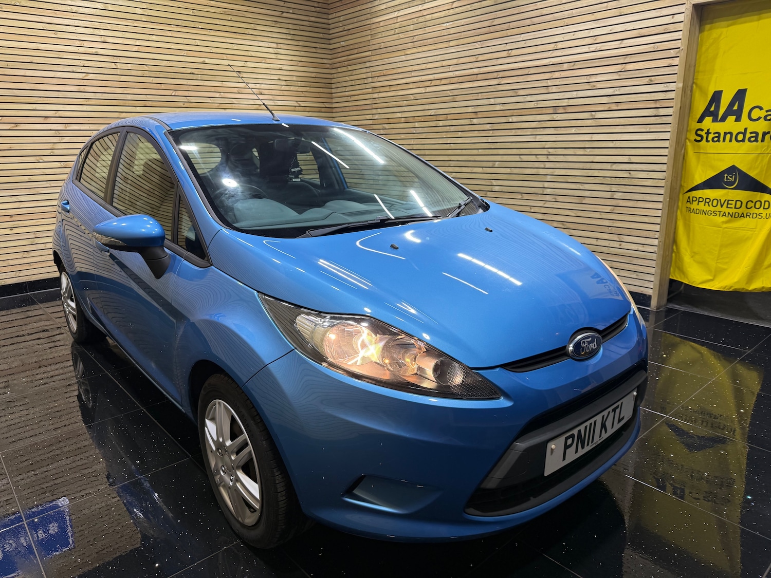 Used Ford Fiesta 2011 for sale - 76863086: Photo 16