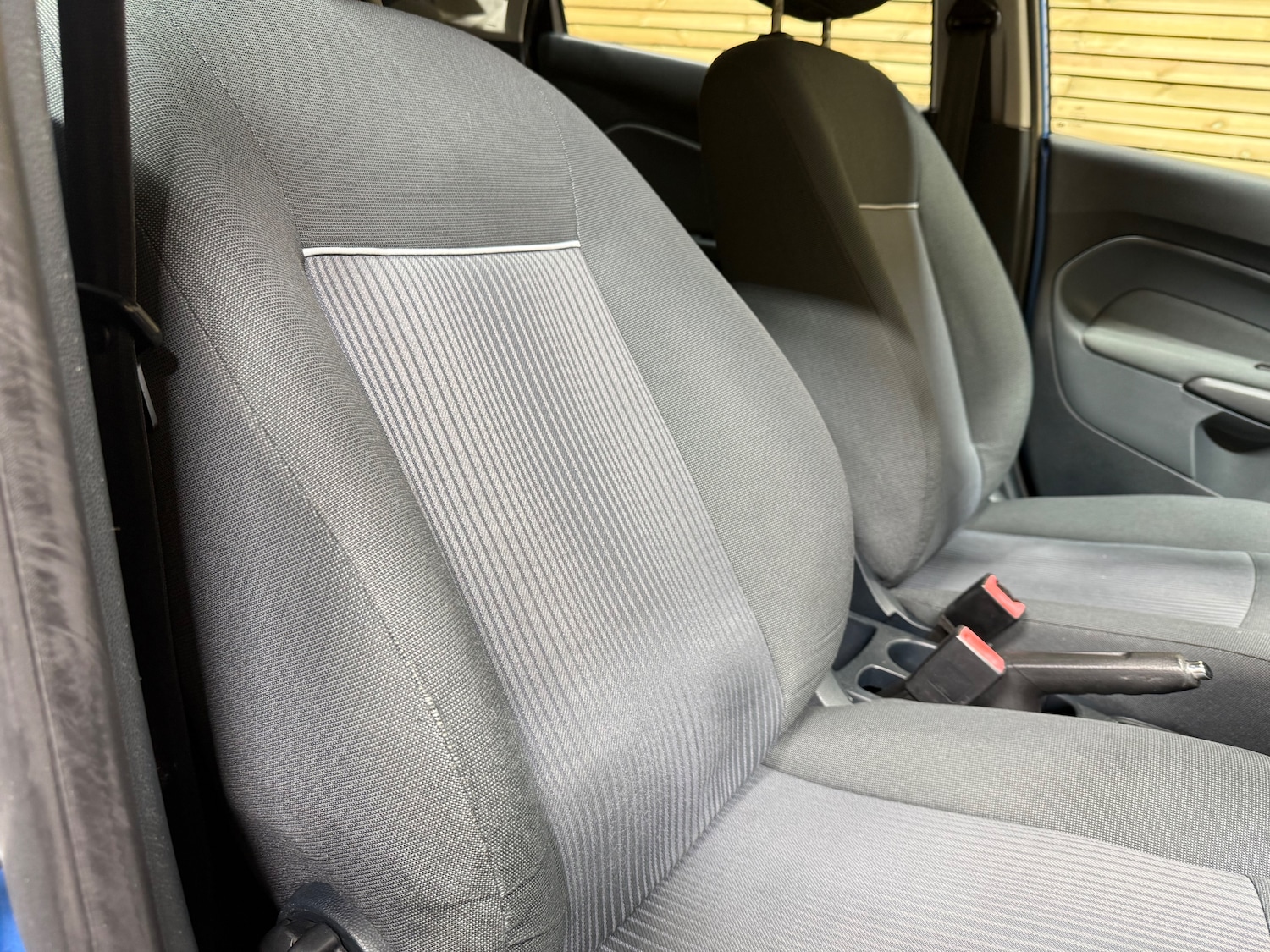 Used Ford Fiesta 2011 for sale - 76863086: Photo 22