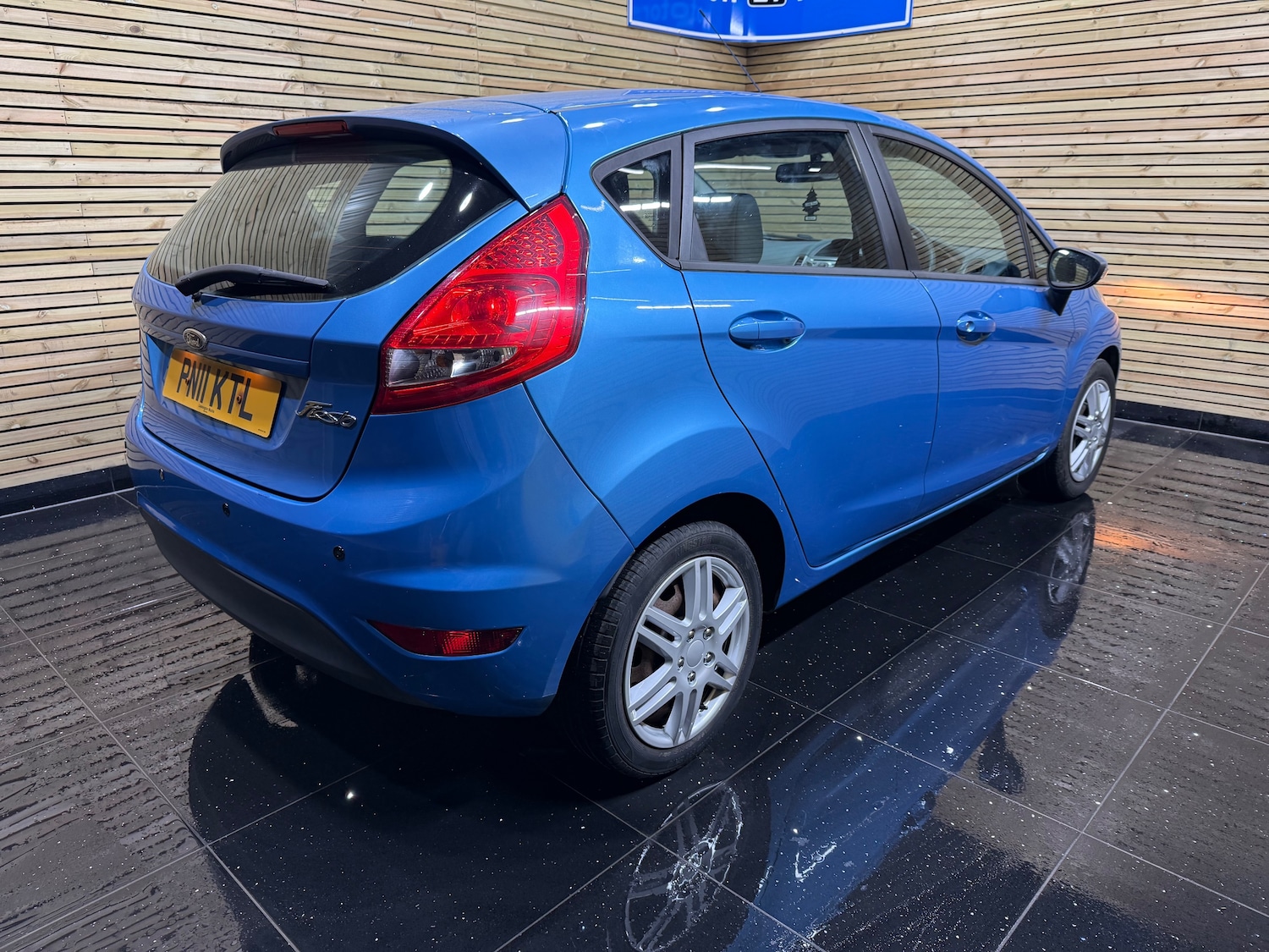 Used Ford Fiesta 2011 for sale - 76863086: Photo 8