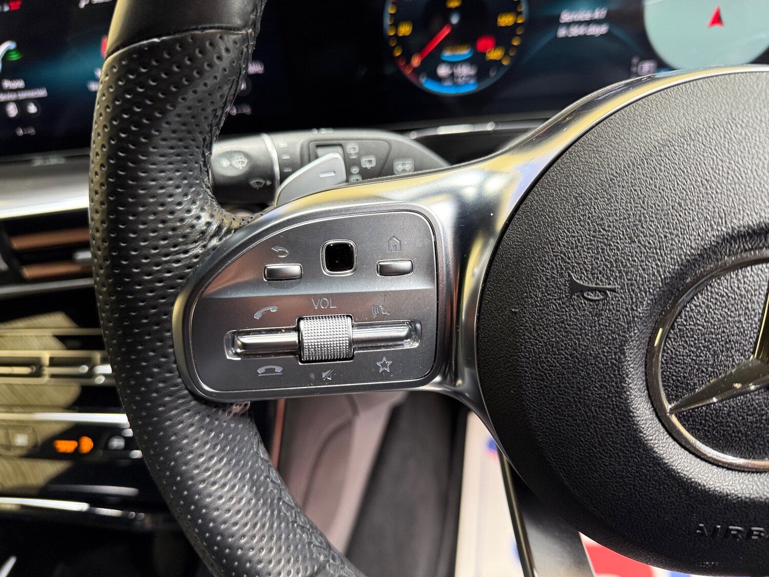 Used Mercedes-Benz EQC 2021 for sale - 77347022: Photo 28