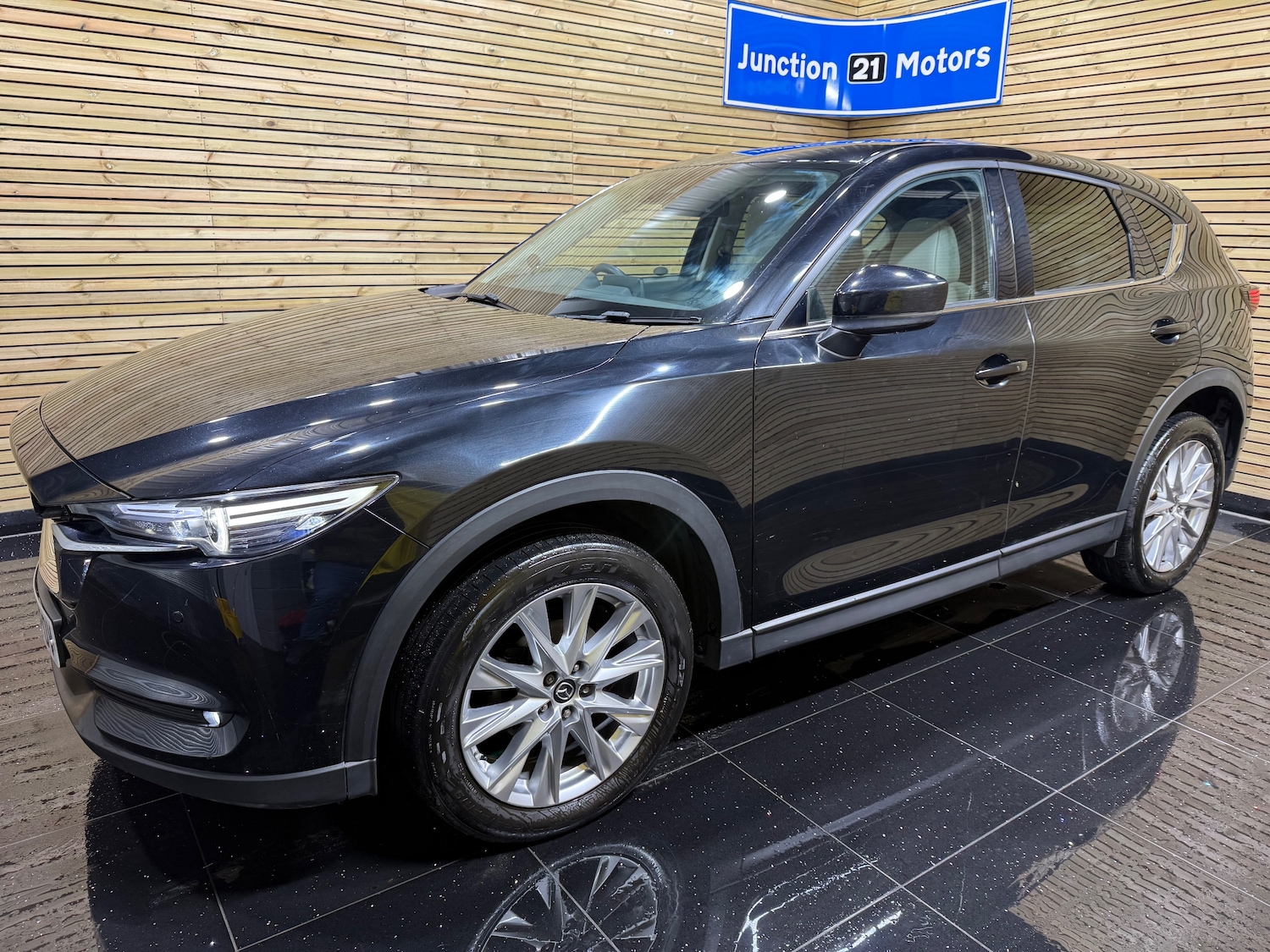 Used Mazda CX-5 2019 for sale - 76863084: Photo 21