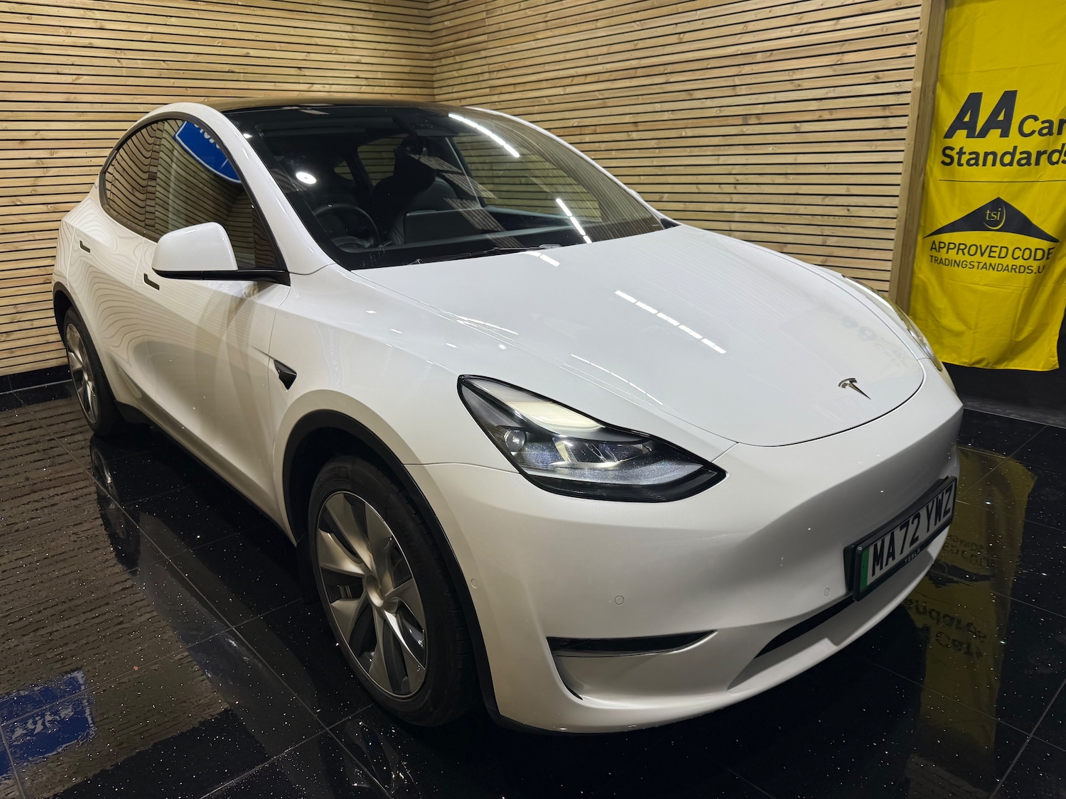 Used Tesla Model Y 2022 for sale - 76422549: Photo 22
