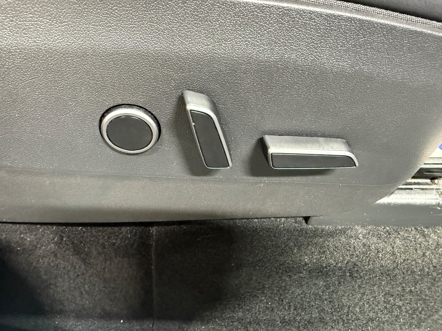 Used Tesla Model Y 2022 for sale - 76422549: Photo 30