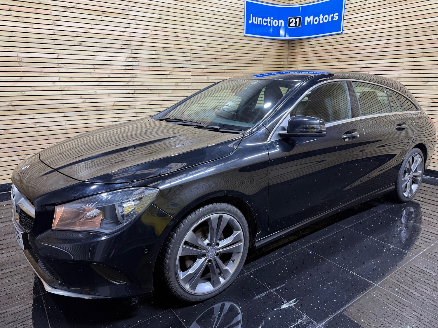 Used Mercedes-Benz CLA 2016 for sale - 76535037: Photo 20