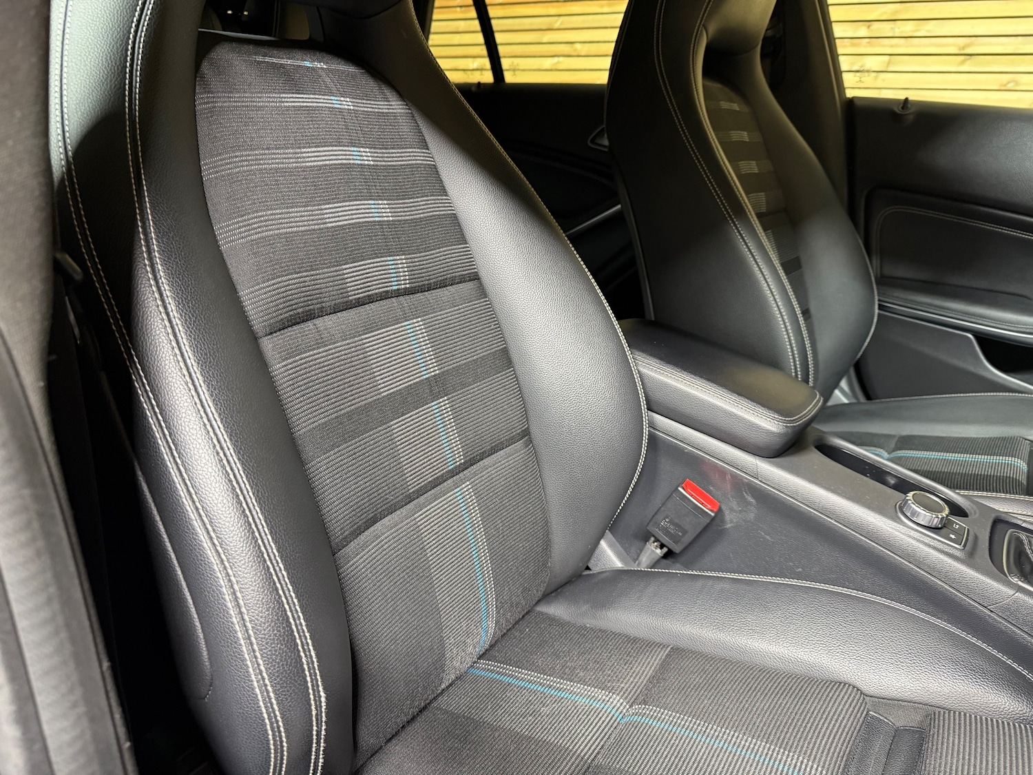 Used Mercedes-Benz CLA 2016 for sale - 76535037: Photo 27