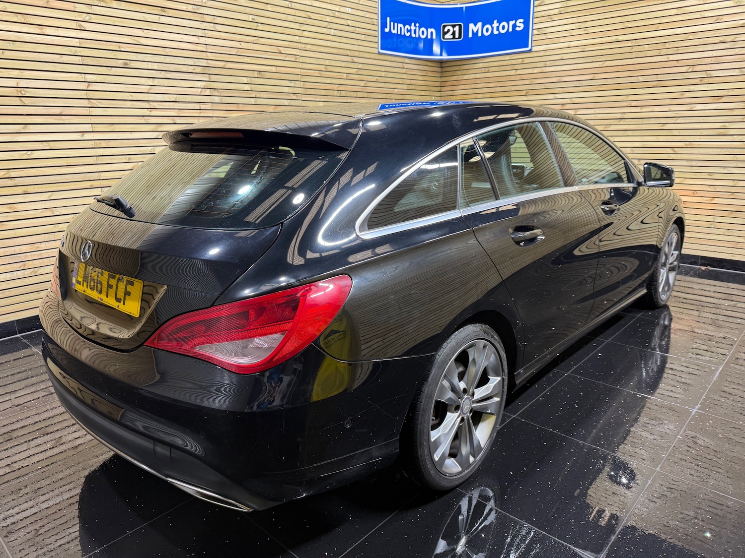 Used Mercedes-Benz CLA 2016 for sale - 76535037: Photo 9