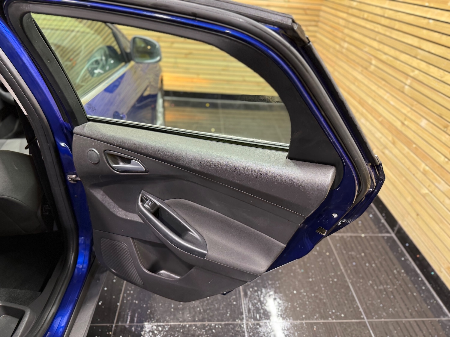 Used Ford Focus 2013 for sale - 77662617: Photo 22