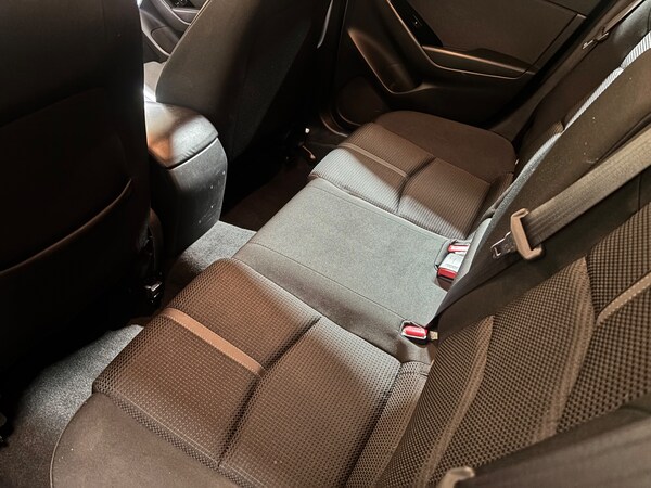 Used Mazda Mazda3 2017 for sale - 75428361: Photo 23