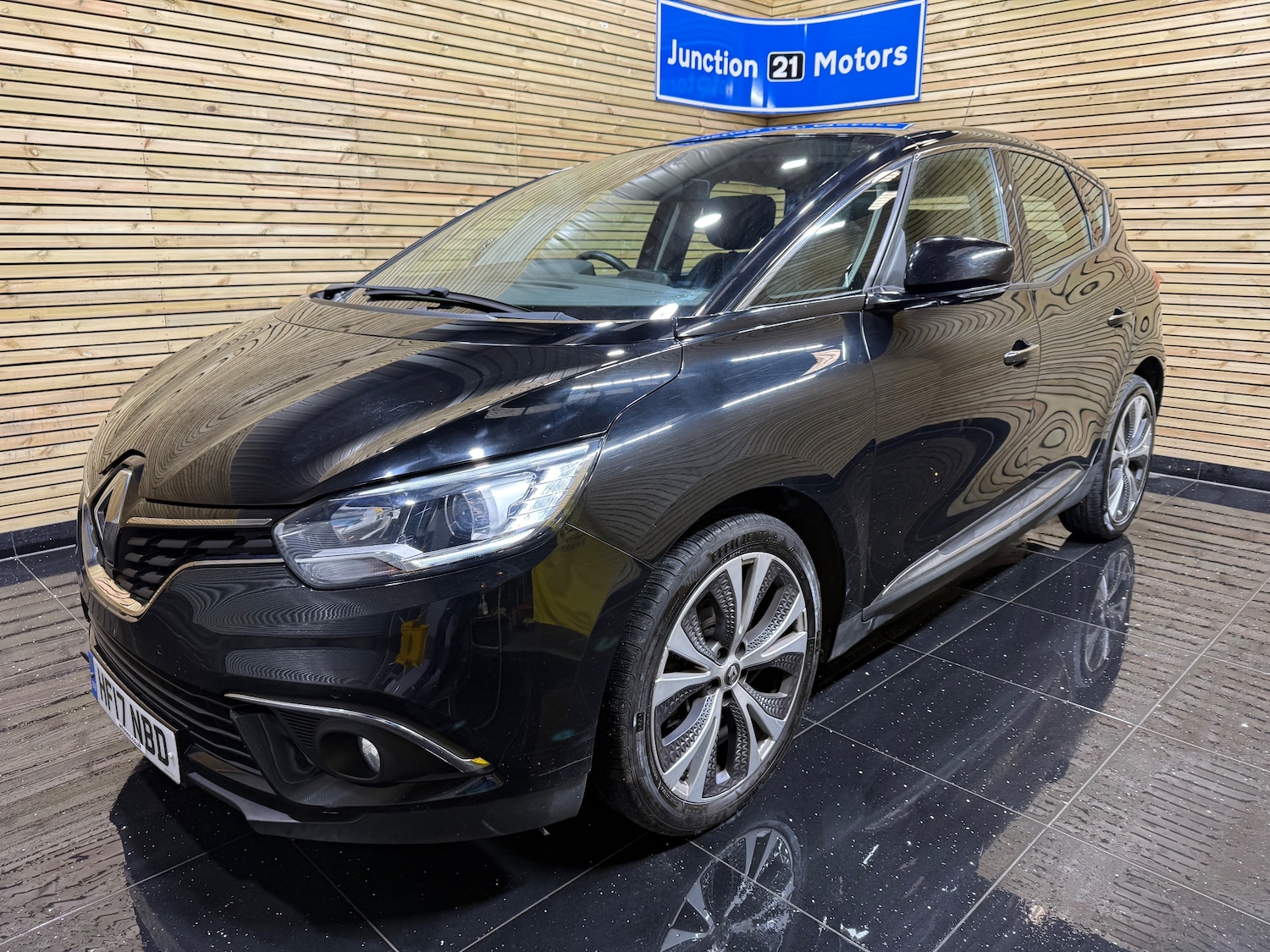 Used Renault Scenic 2017 for sale - 76940159: Photo 15