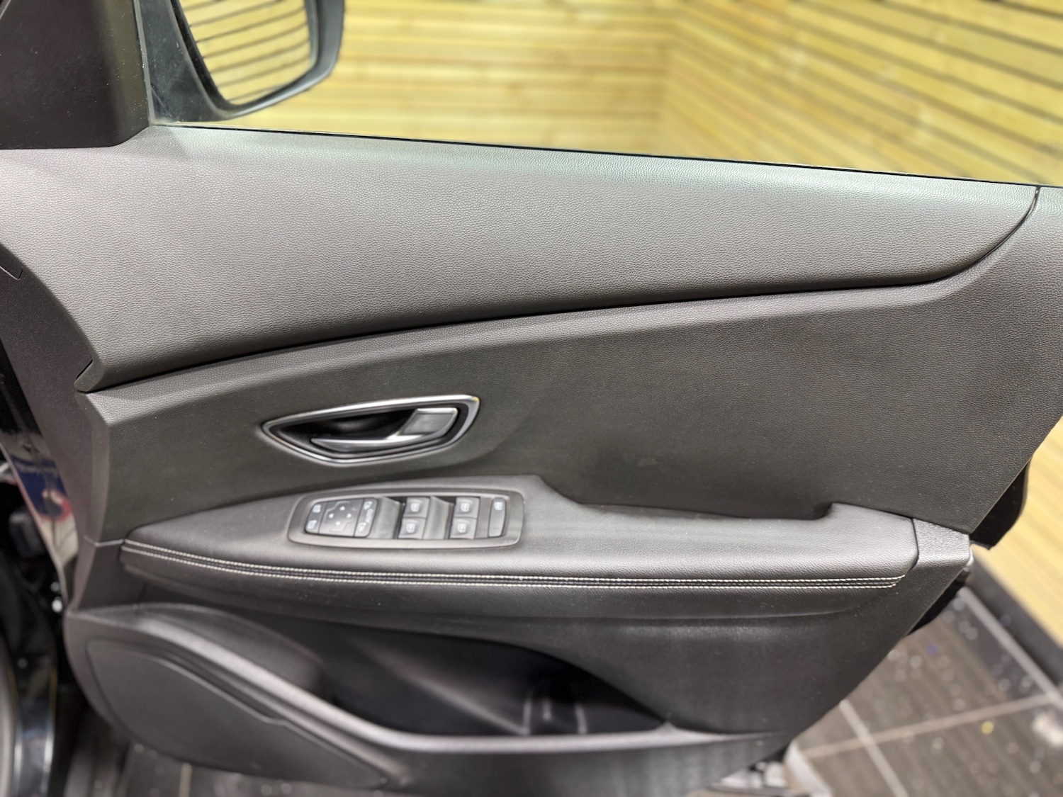 Used Renault Scenic 2017 for sale - 76940159: Photo 26