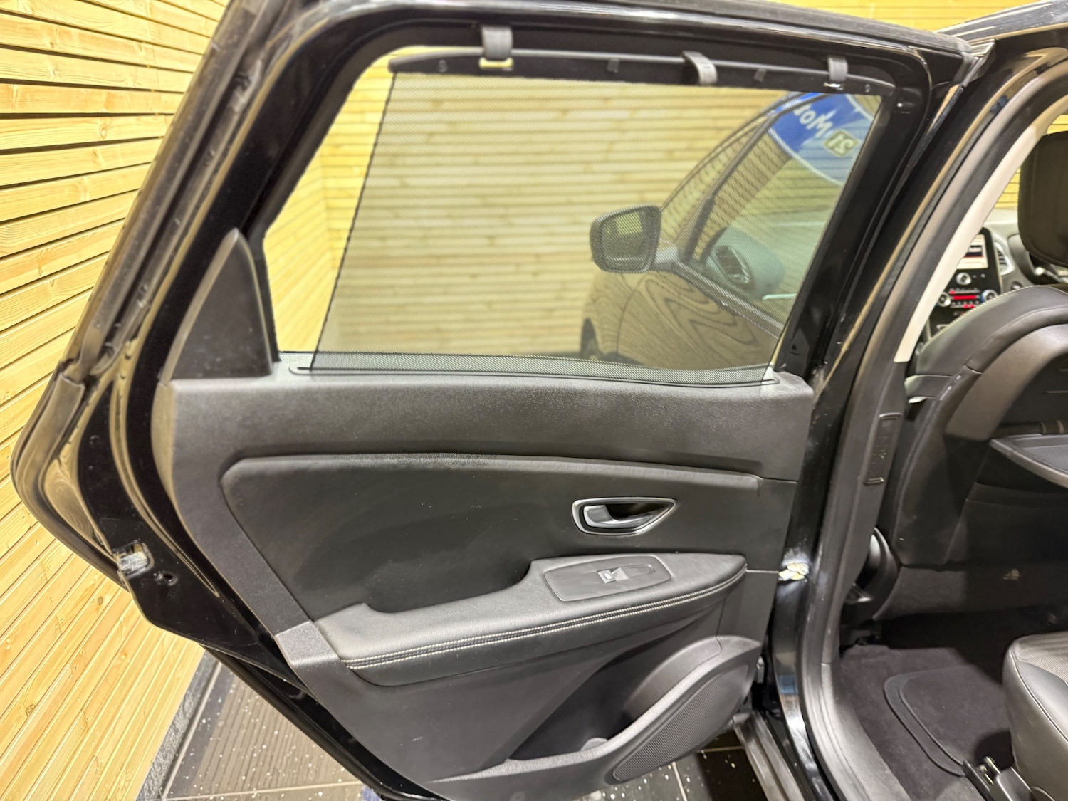 Used Renault Scenic 2017 for sale - 76940159: Photo 34