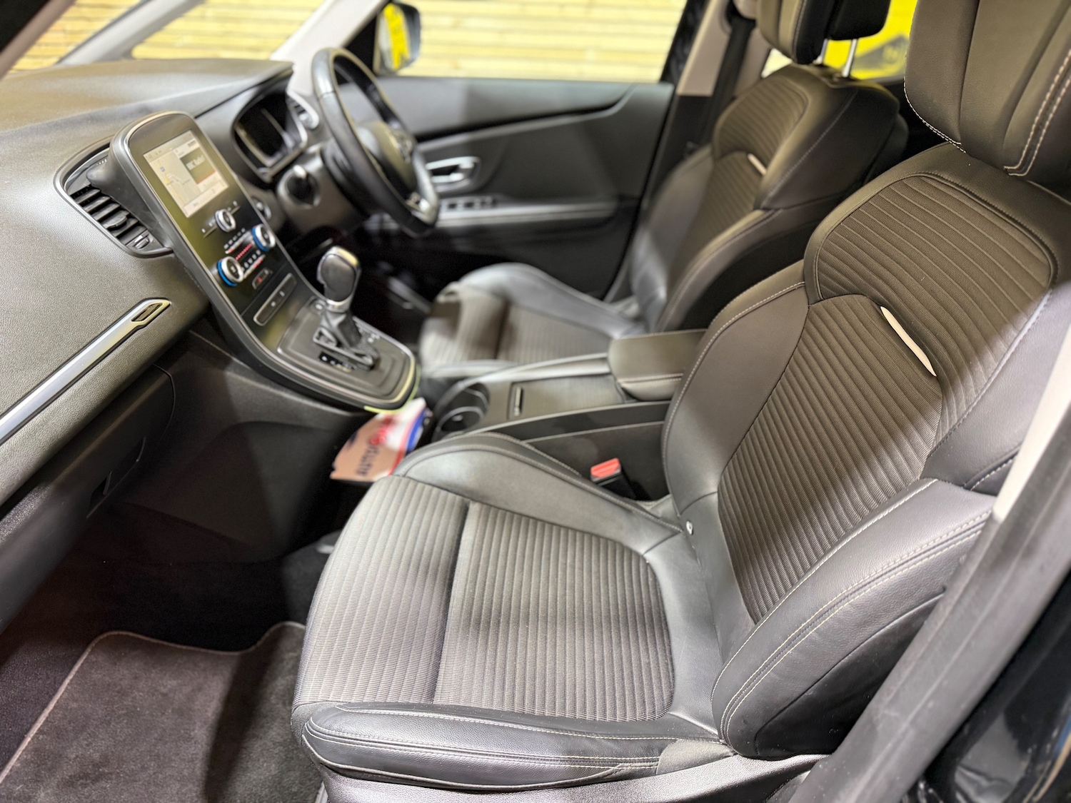 Used Renault Scenic 2017 for sale - 76940159: Photo 35