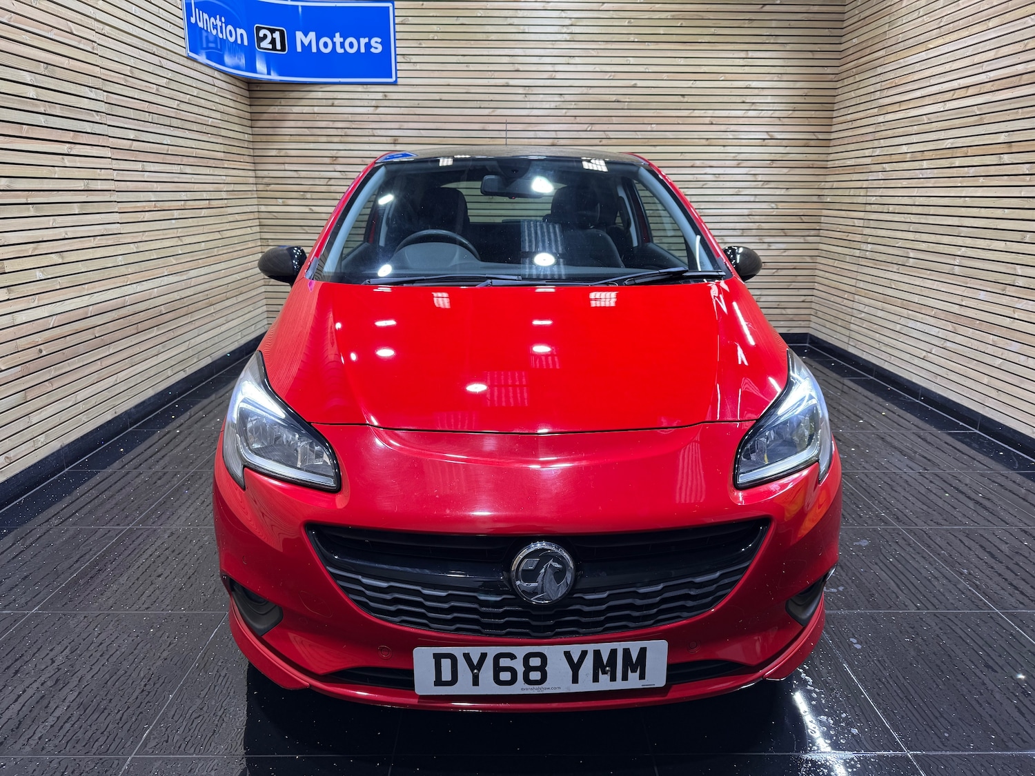 Used Vauxhall Corsa 2018 for sale - 76641650: Photo 2