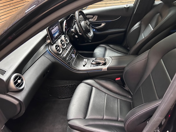 Used Mercedes-Benz C Class 2017 for sale - 75325271: Photo 11