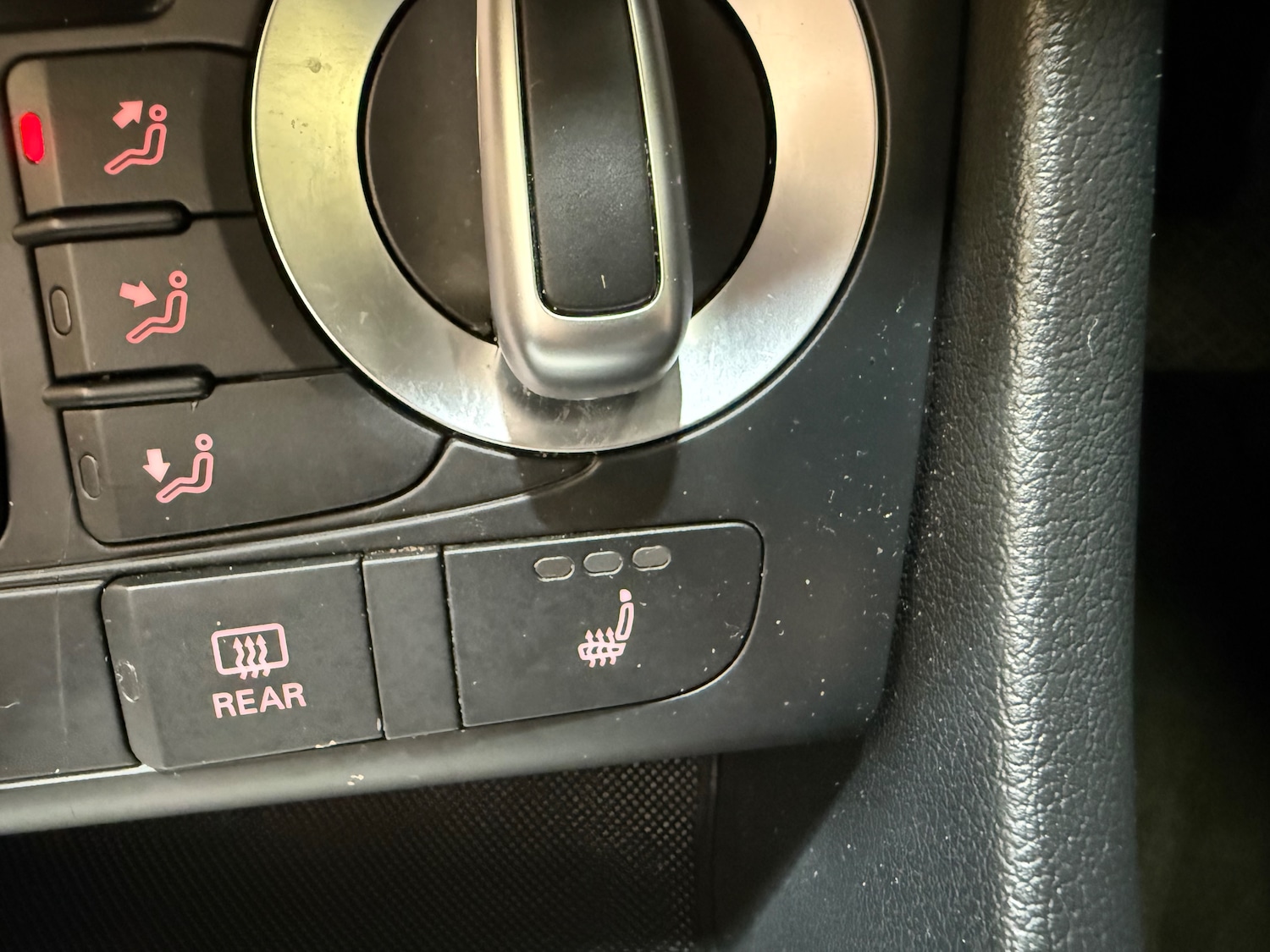 Vehicle 33
